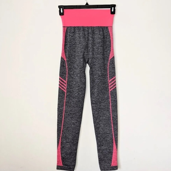 NWOT~NEW MIX 2 matching pieces of Workout Activewear gear Gray Hot Pink One Size - Picture 7 of 11
